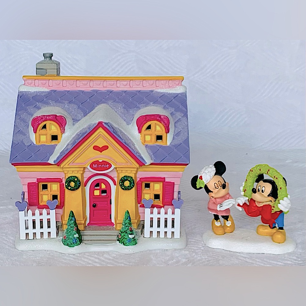 Department 56 Disney Minnie’s House AND Accessory